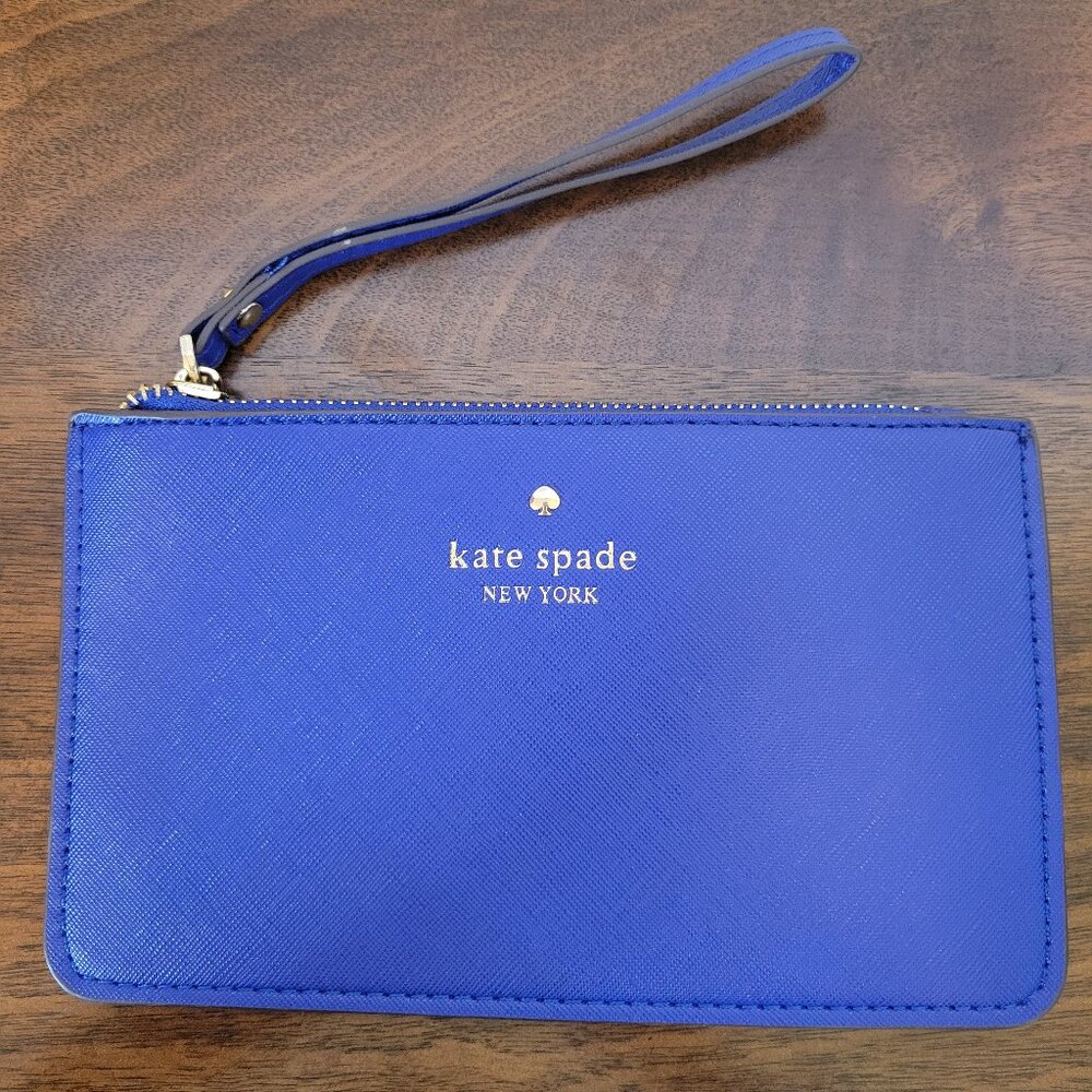 EUC Kate Spade Wristlet in Blue